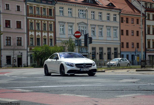 Mercedes-Benz S 63 AMG Coupé C217