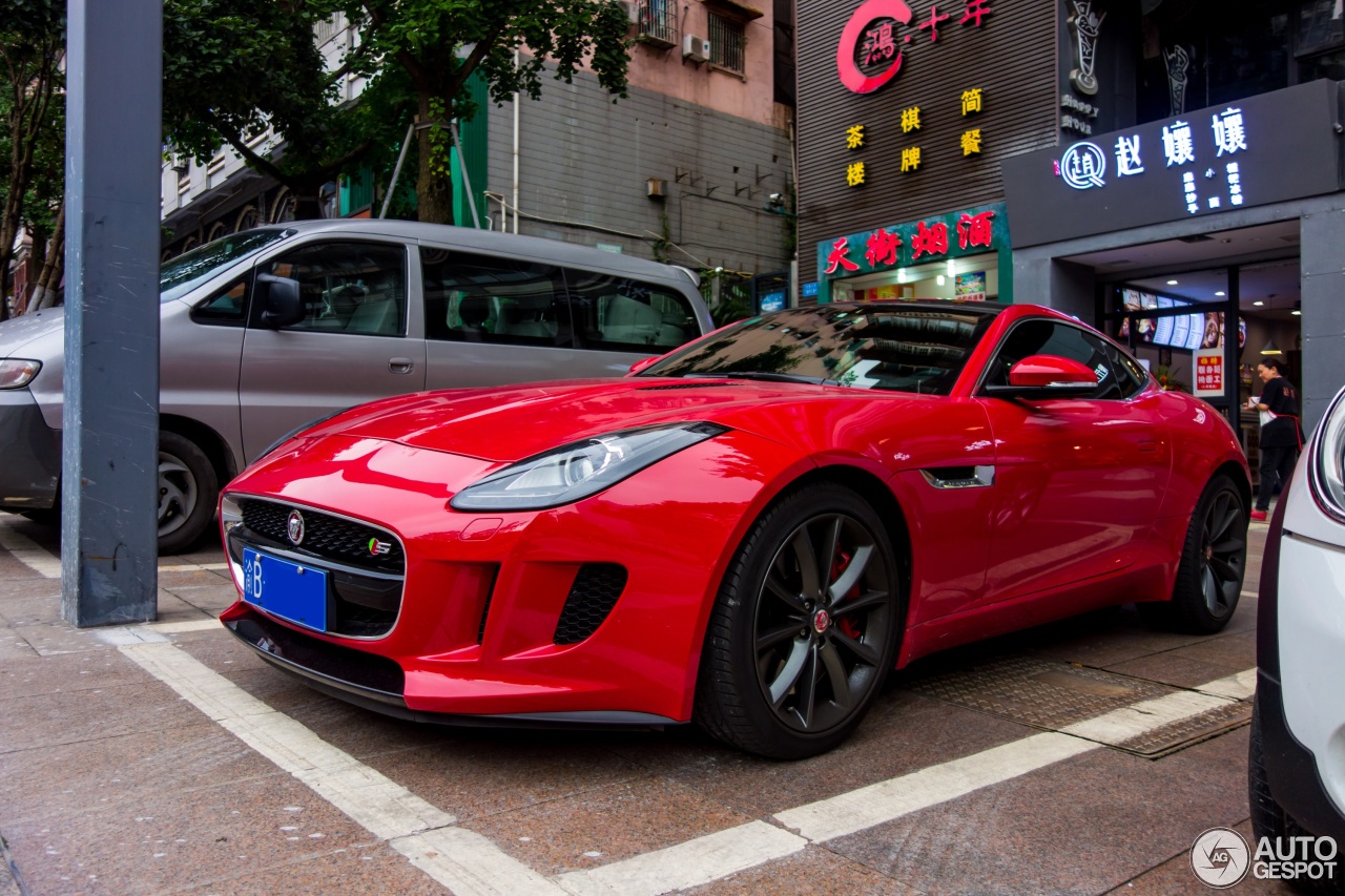 Jaguar F-TYPE S Coupé