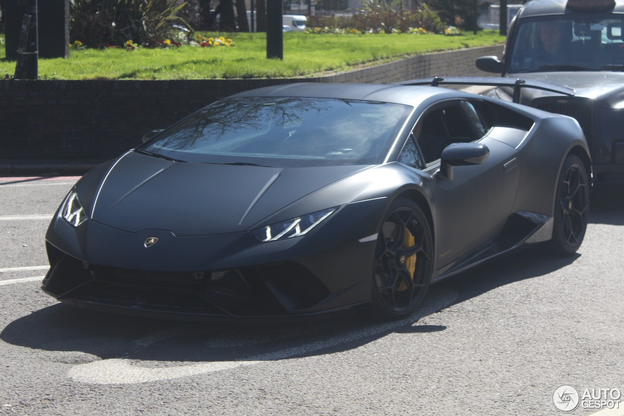 Lamborghini Huracán LP640-4 Performante