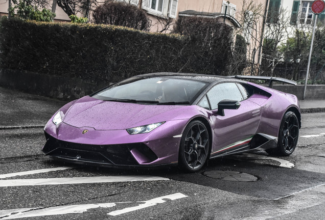 Lamborghini Huracán LP640-4 Performante