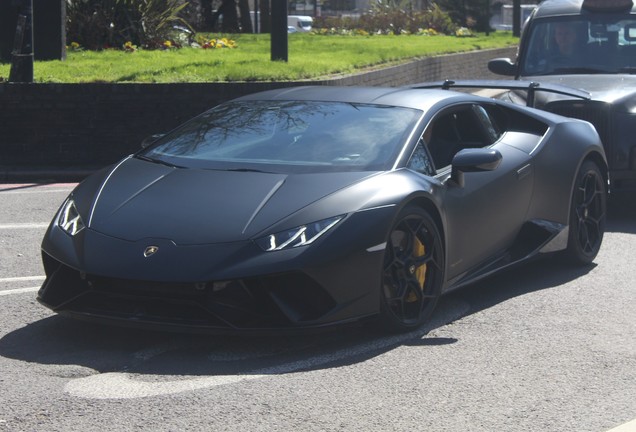 Lamborghini Huracán LP640-4 Performante