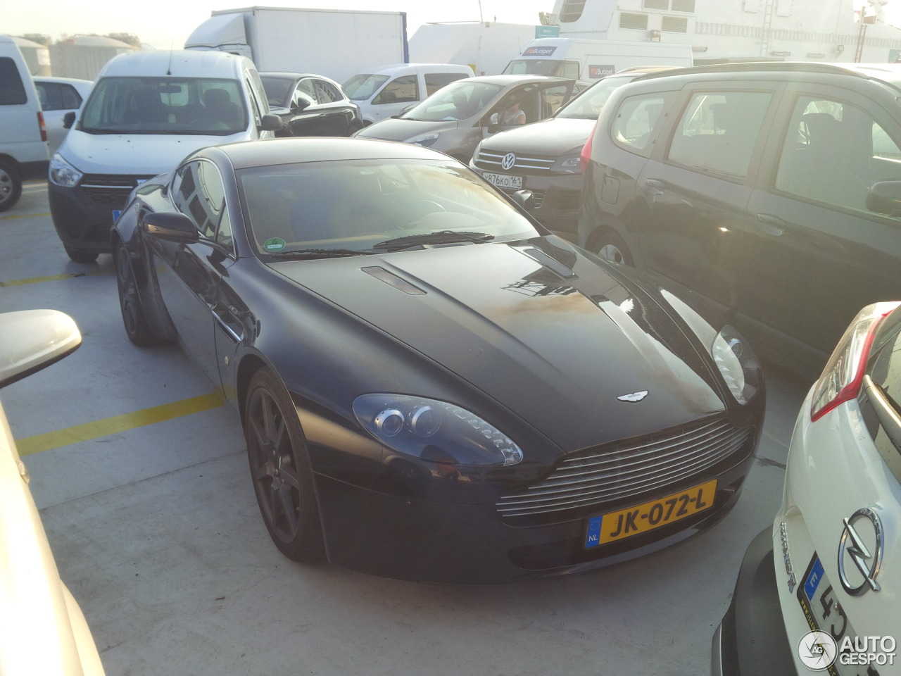 Aston Martin V8 Vantage