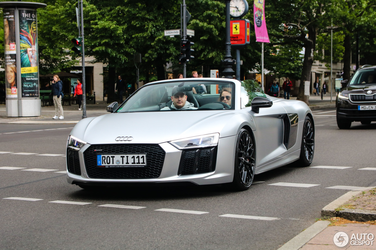 Audi R8 V10 Plus Spyder 2017