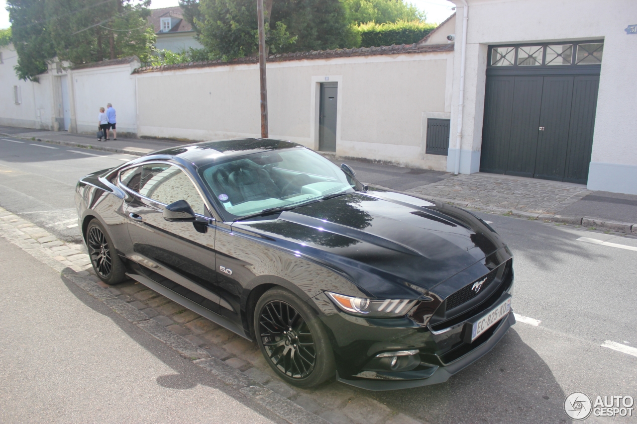 Ford Mustang GT 2015