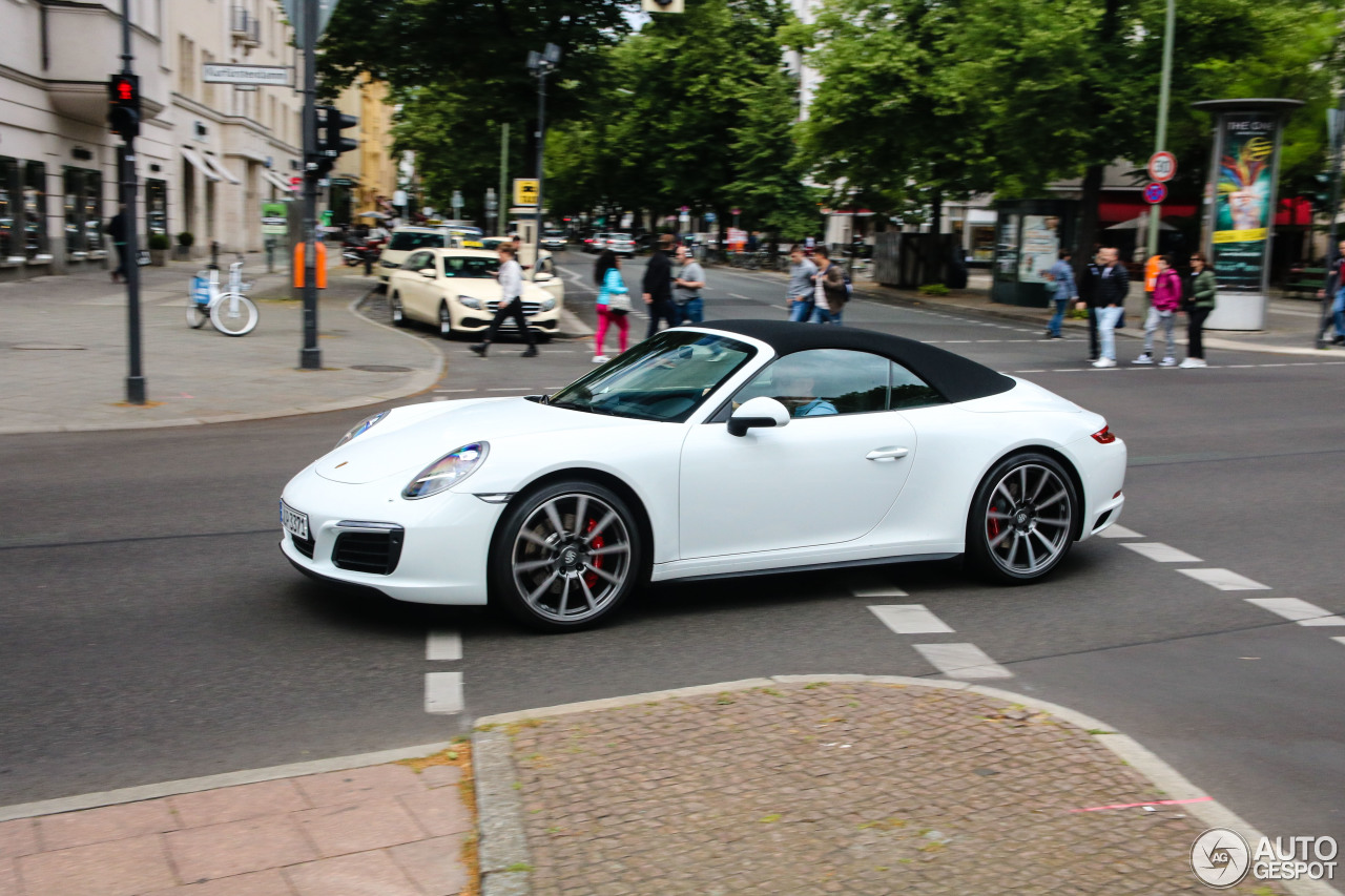 Porsche 991 Carrera 4S Cabriolet MkII