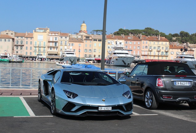 Lamborghini Aventador S LP740-4