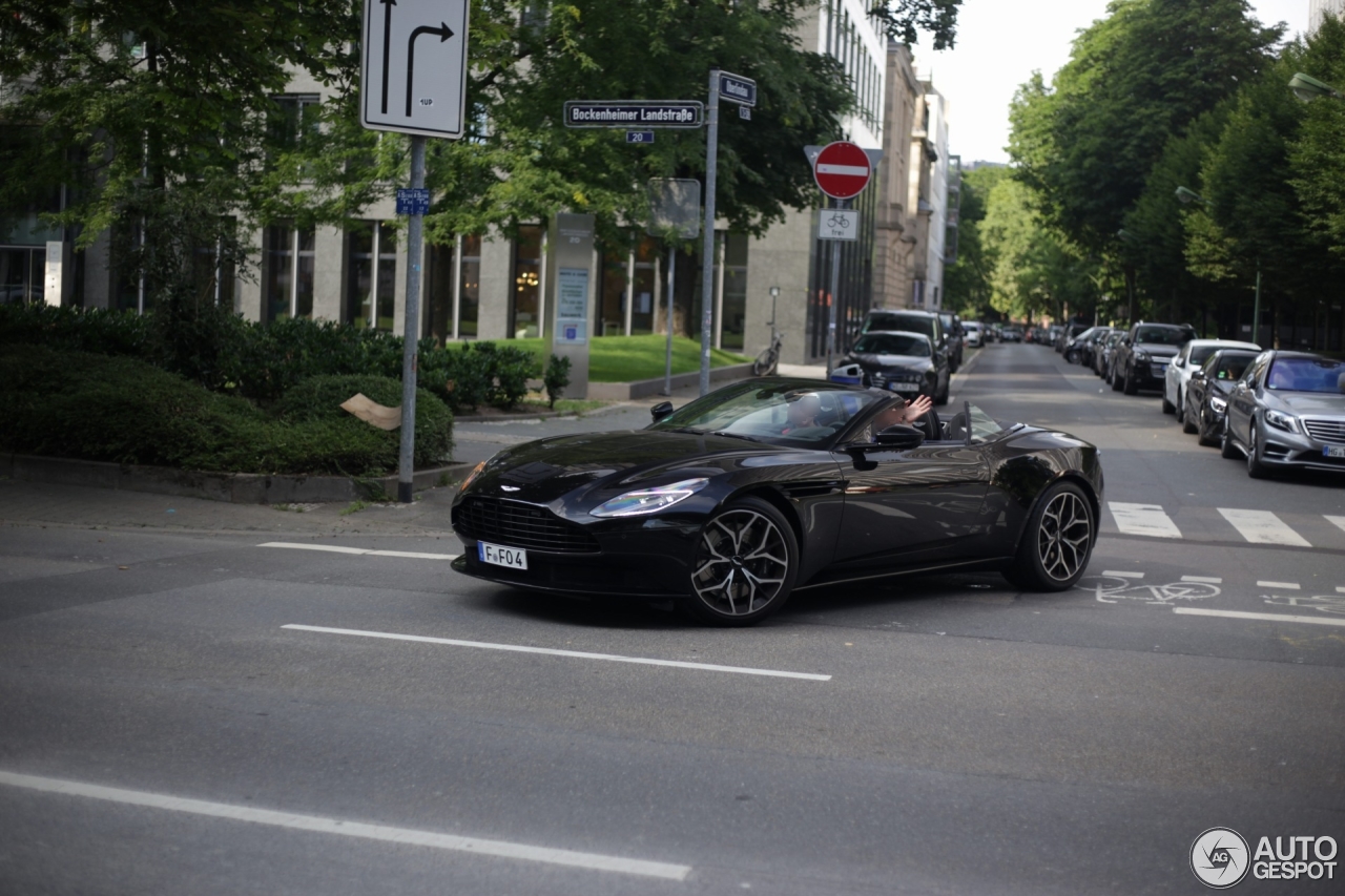 Aston Martin DB11 V8 Volante