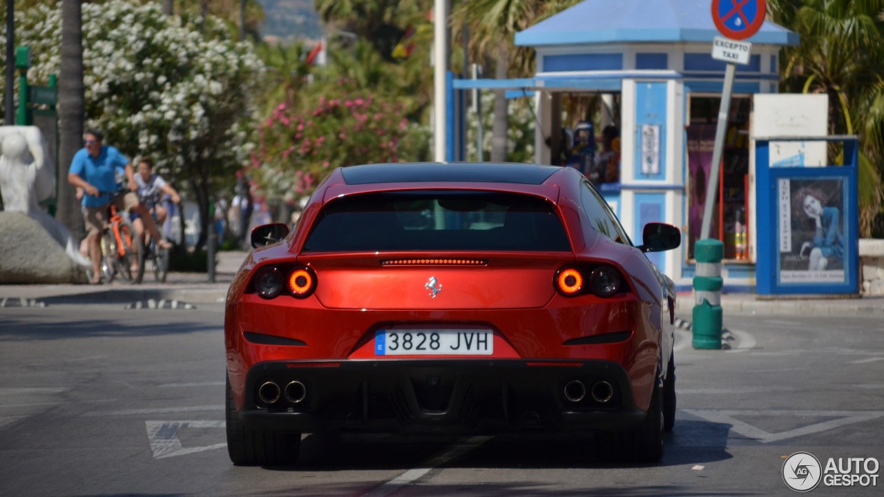 Ferrari GTC4Lusso