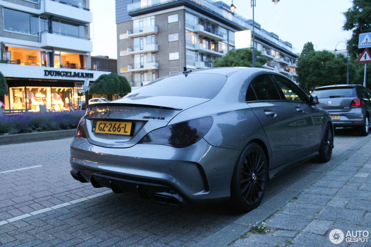 Mercedes-Benz CLA 45 AMG Edition 1 C117