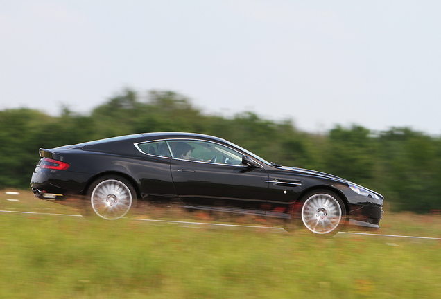 Aston Martin DB9