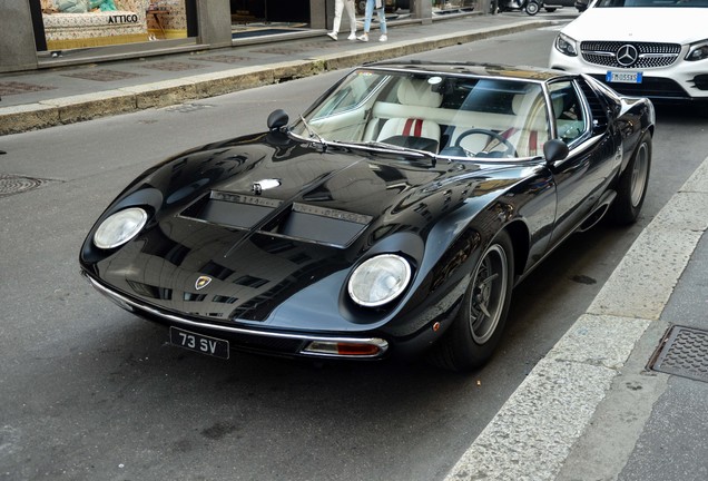 Lamborghini Miura P400 SV