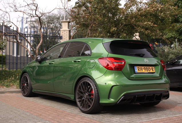 Mercedes-AMG A 45 W176 2015