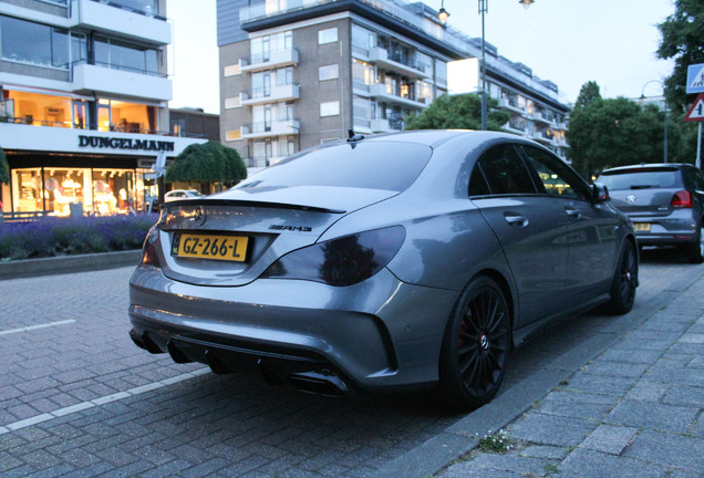 Mercedes-Benz CLA 45 AMG Edition 1 C117