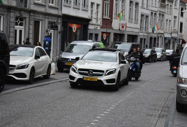 Mercedes-Benz GLA 45 AMG X156