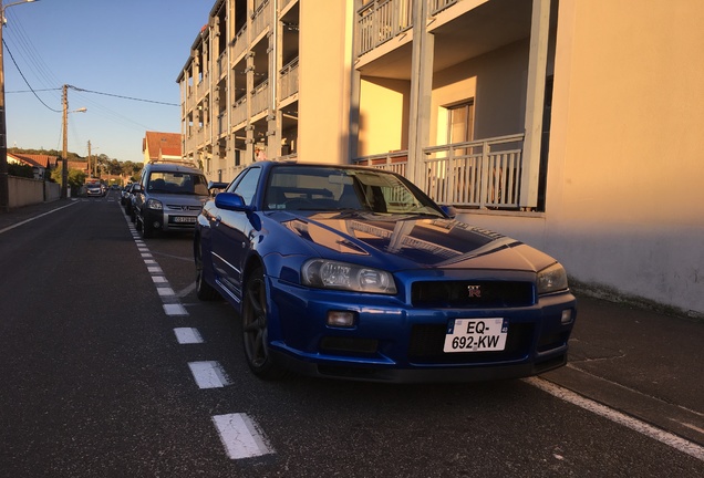 Nissan Skyline R34 GT-R