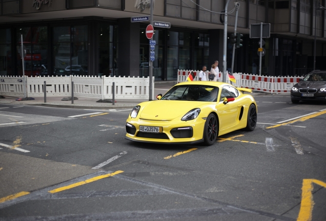 Porsche 981 Cayman GT4