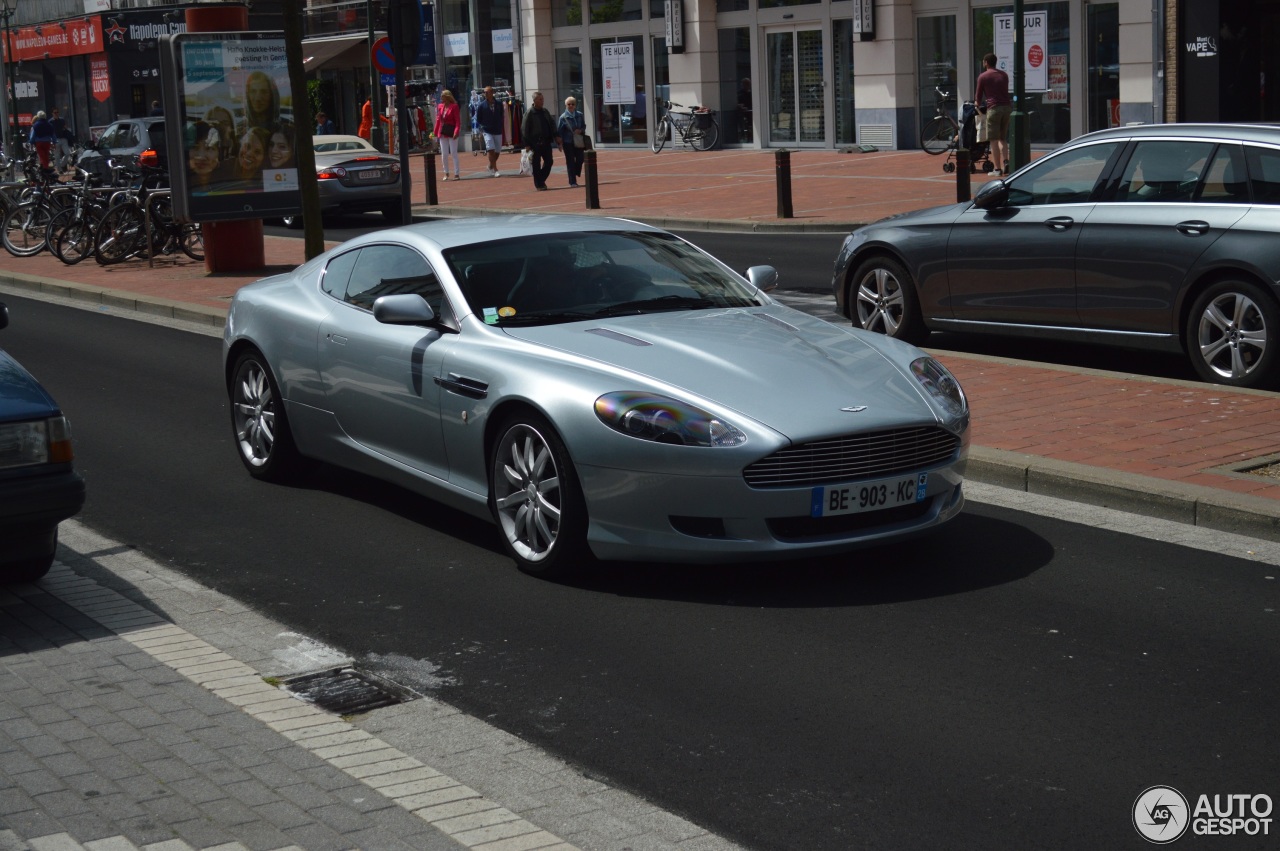 Aston Martin DB9