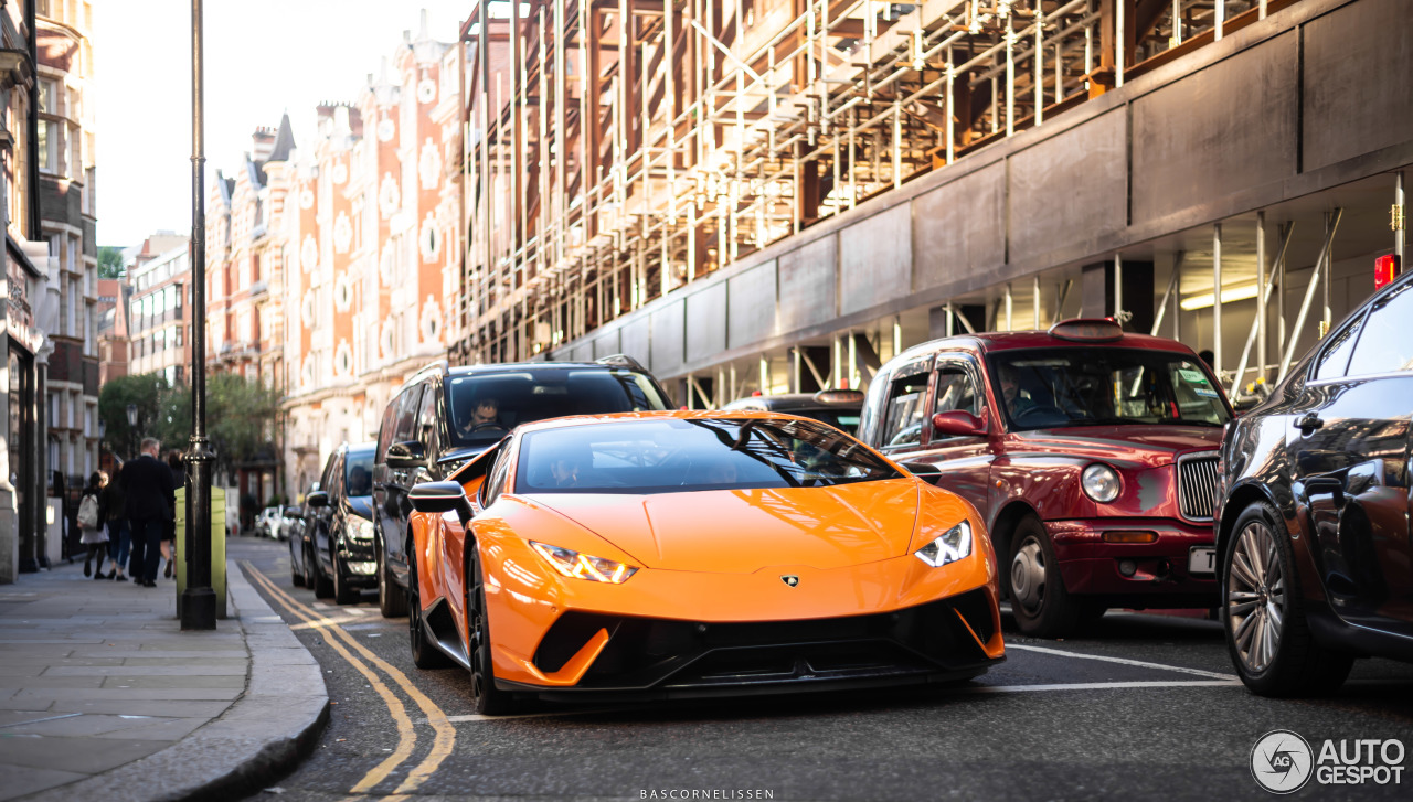 Lamborghini Huracán LP640-4 Performante