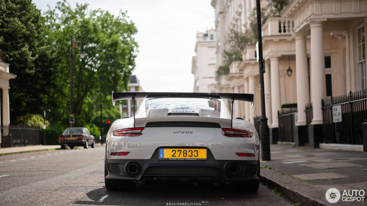 Porsche 991 GT2 RS Weissach Package