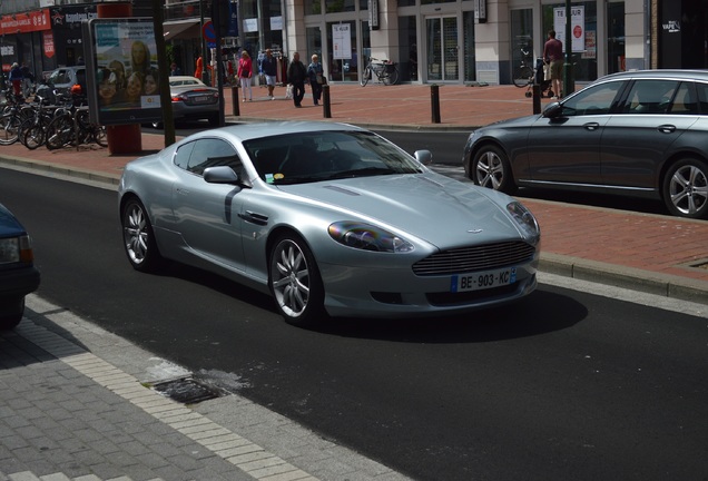 Aston Martin DB9