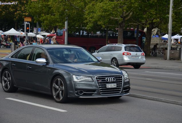 Audi S8 D4