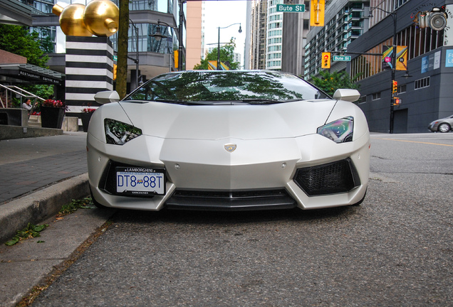 Lamborghini Aventador LP700-4 Roadster