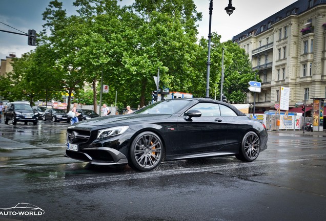 Mercedes-AMG Brabus 850 6.0 Biturbo Convertible A217