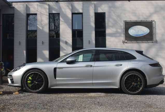 Porsche 971 Panamera Turbo S E-Hybrid Sport Turismo