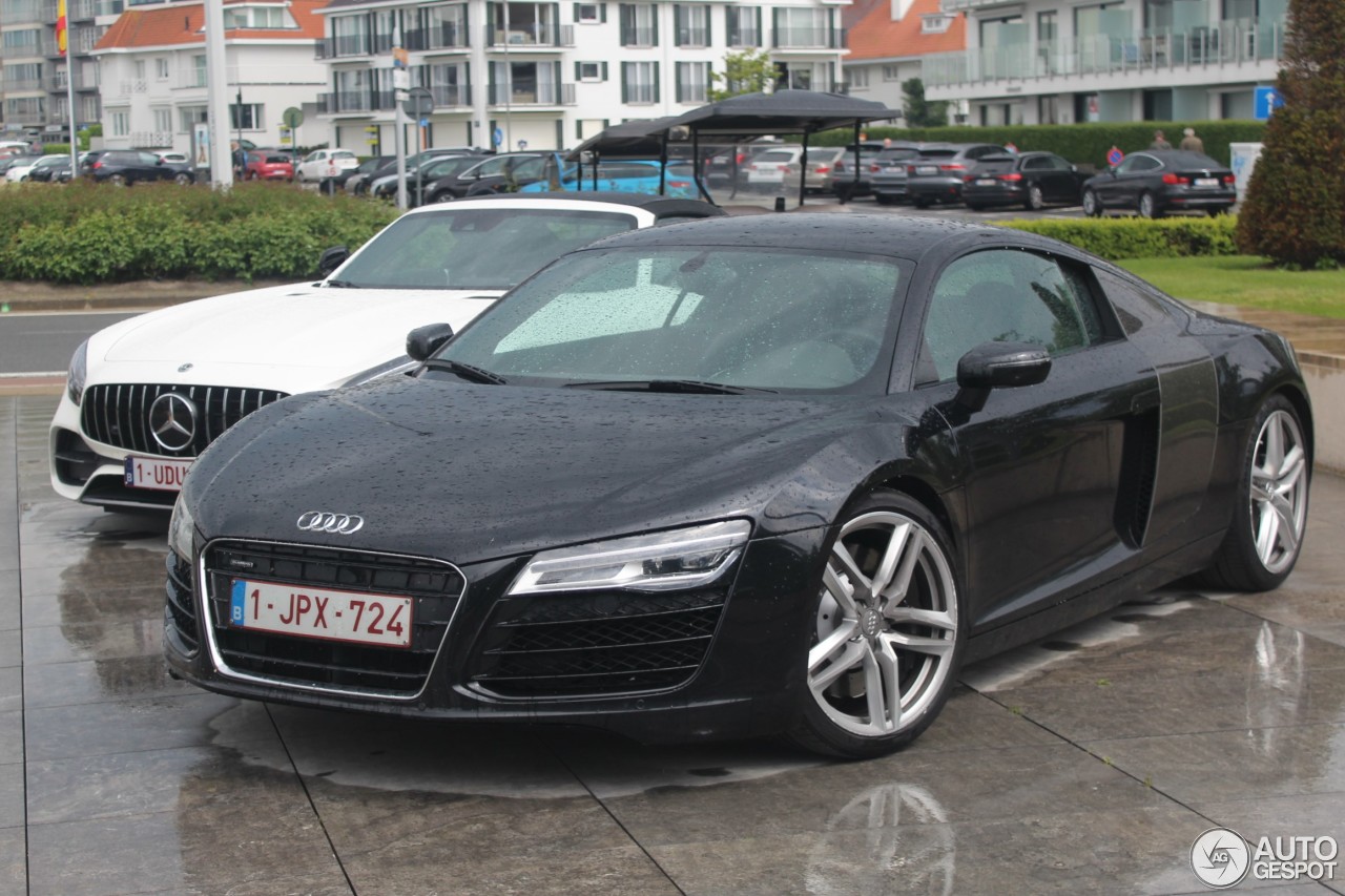 Audi R8 2013