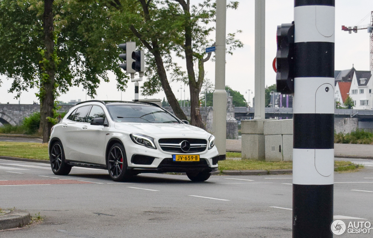 Mercedes-Benz GLA 45 AMG X156