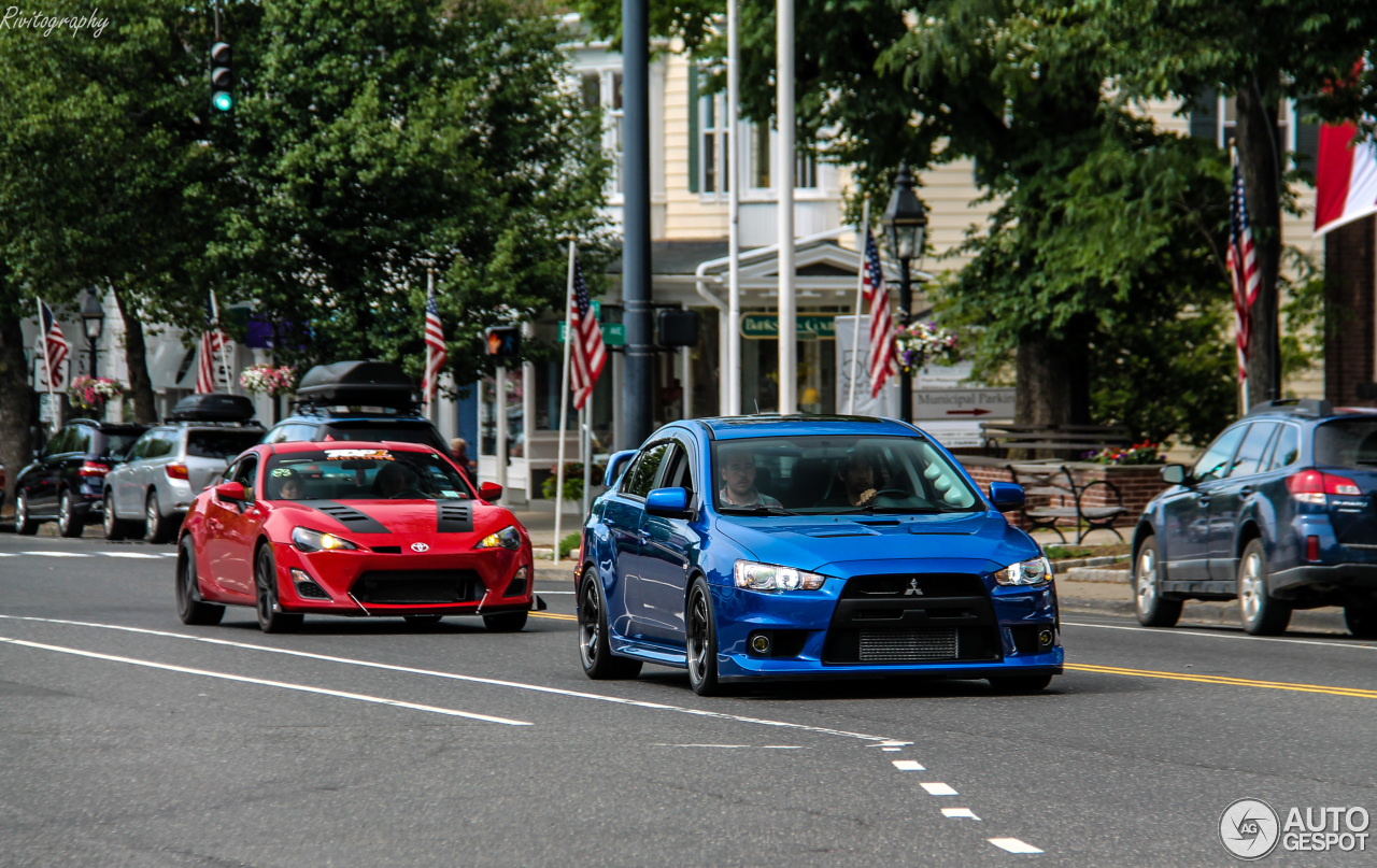 Mitsubishi Lancer Evolution X