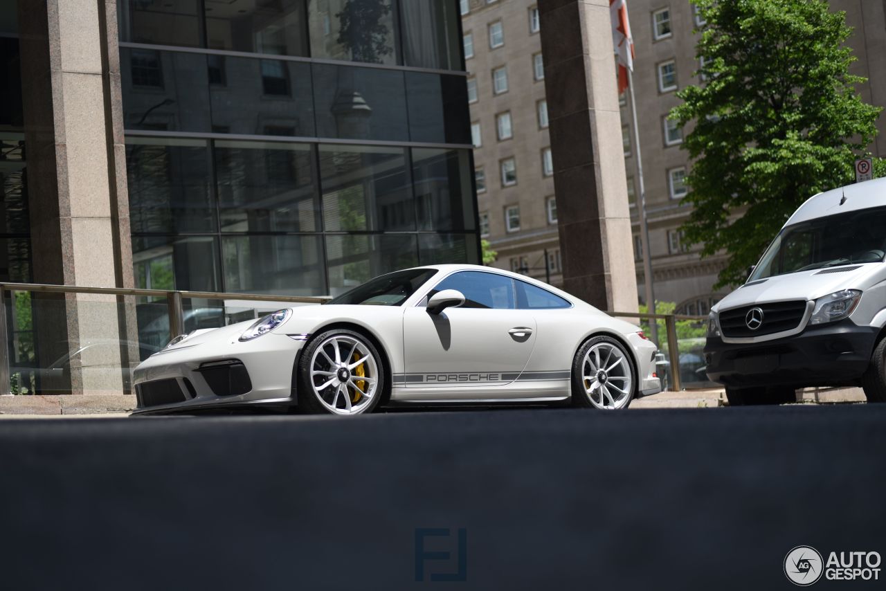 Porsche 991 GT3 Touring