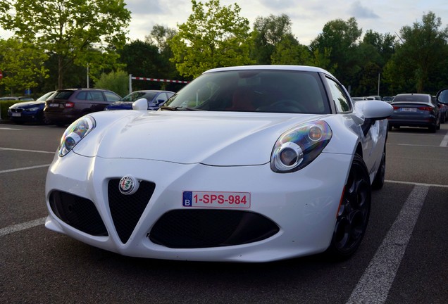 Alfa Romeo 4C Coupé