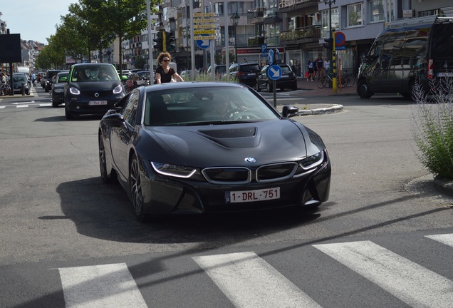 BMW i8