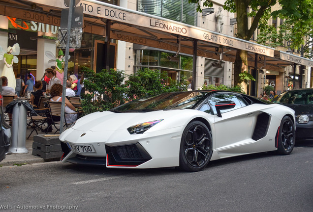 Lamborghini Aventador LP700-4 Pirelli Edition