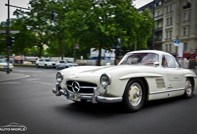 Mercedes-Benz 300SL Gullwing