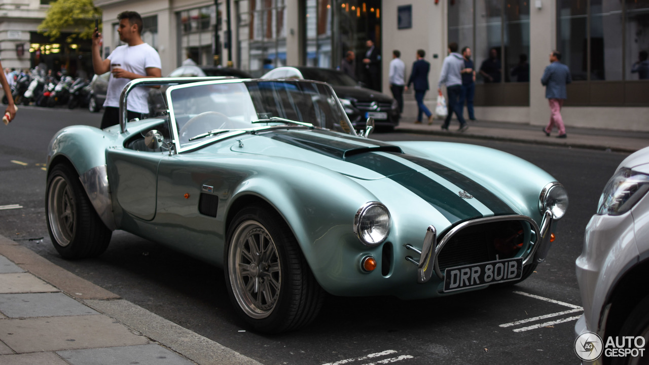 AC Cobra 427