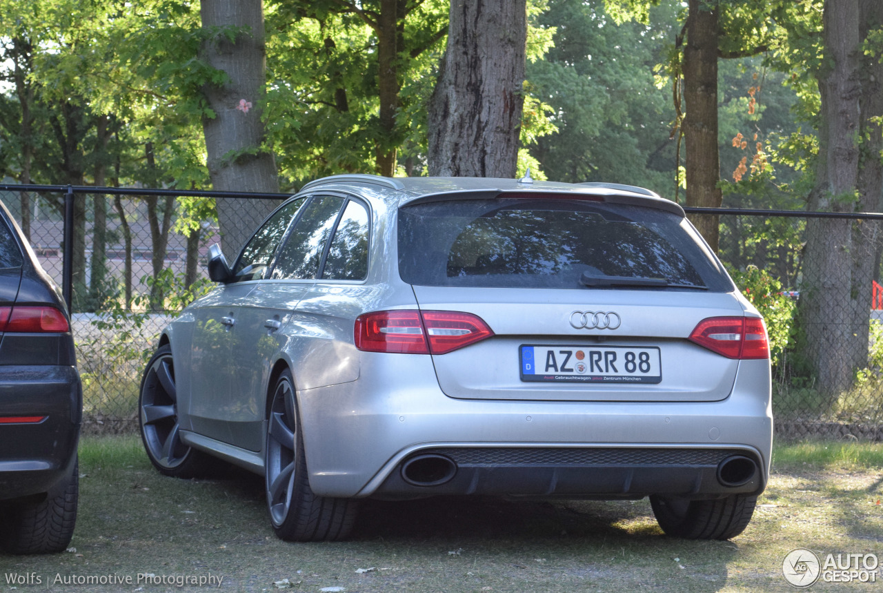 Audi RS4 Avant B8