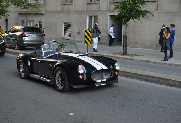 AC Cobra 427