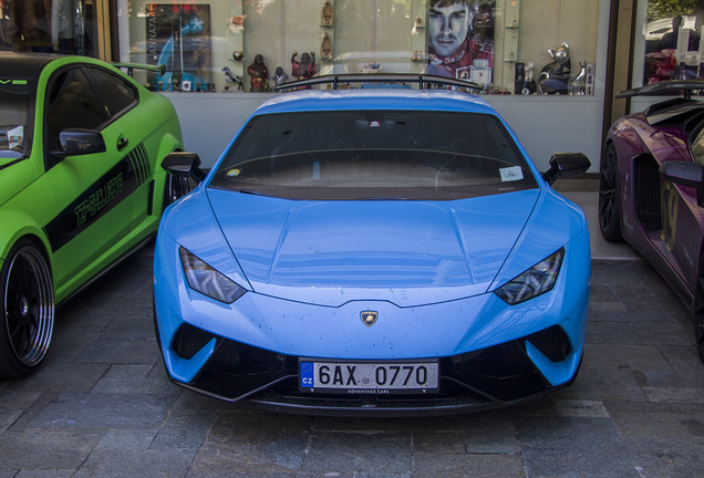 Lamborghini Huracán LP640-4 Performante