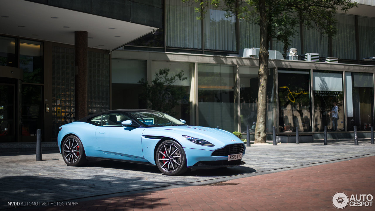 Aston Martin DB11