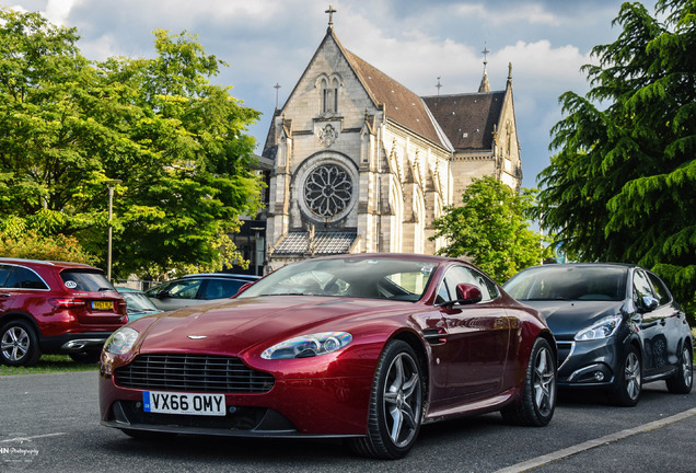 Aston Martin V8 Vantage S