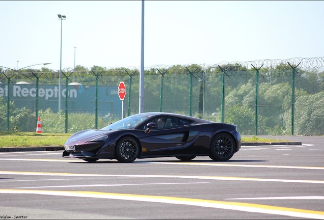 McLaren 570GT