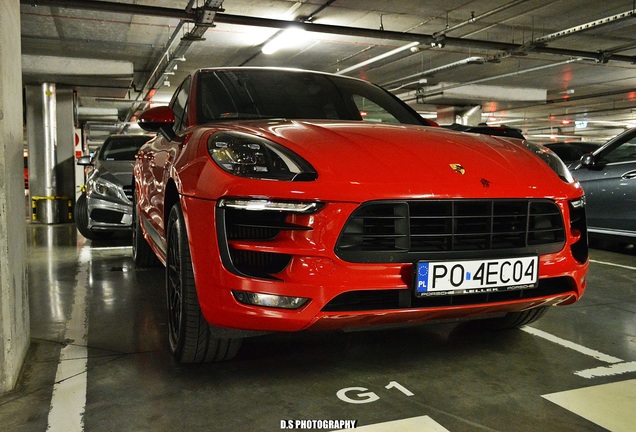 Porsche 95B Macan GTS