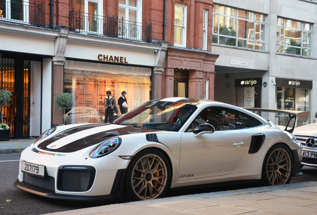 Porsche 991 GT2 RS Weissach Package