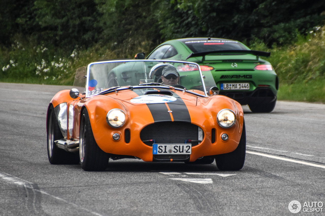 AC Cobra 427