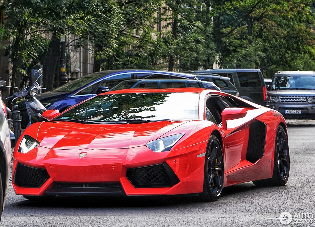 Lamborghini Aventador LP700-4