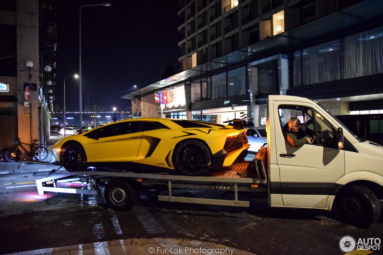 Lamborghini Aventador LP750-4 SuperVeloce