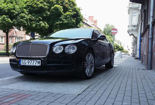 Bentley Flying Spur V8