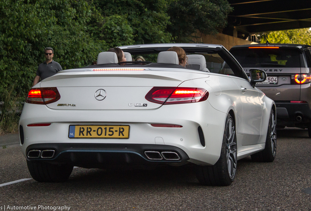 Mercedes-AMG C 63 S Convertible A205 Ocean Blue Edition